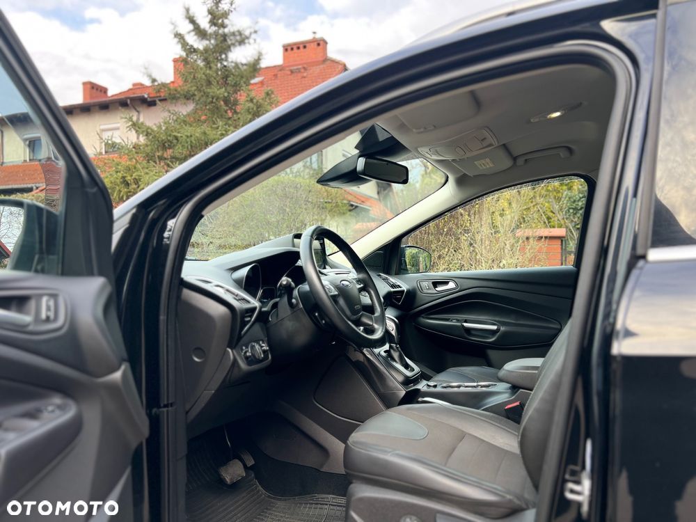 Ford Kuga 2.0 TDCi 4x4 Titanium - 27