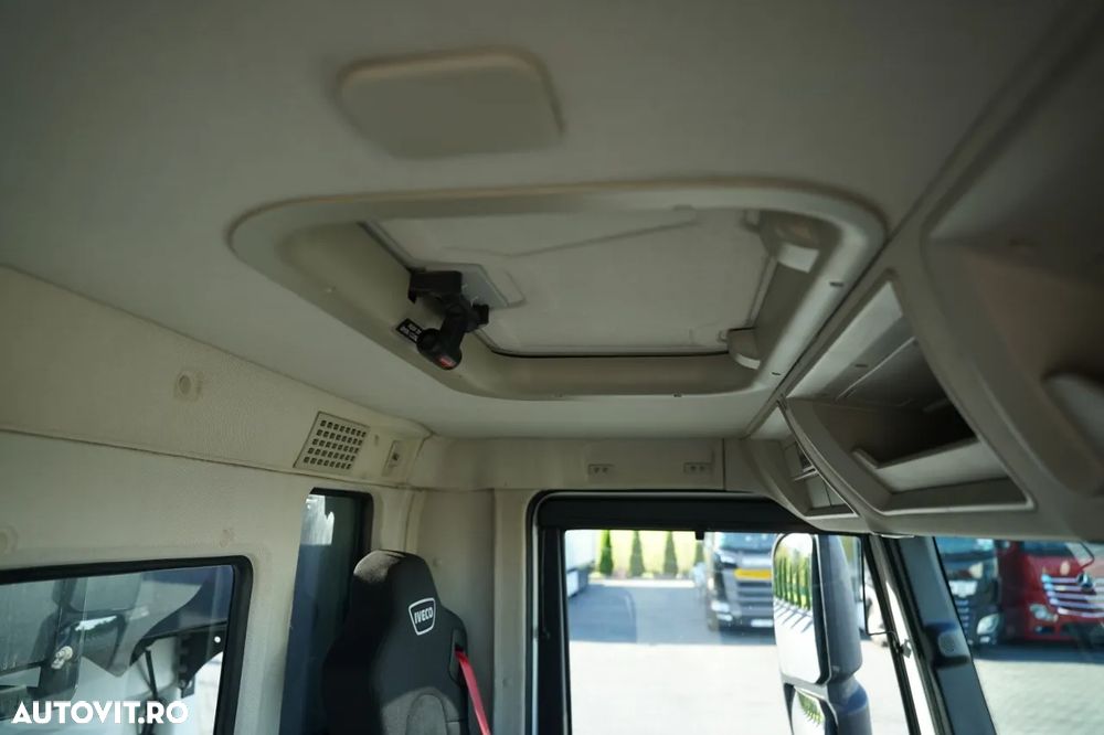 Iveco X-WAY 480 / 8X4 / BASCULATOR DUBLU / BANCĂ LATERALĂ HIDRODOXICĂ / PERDĂ ELECTRICĂ / ANVELOPE 100% / - 36