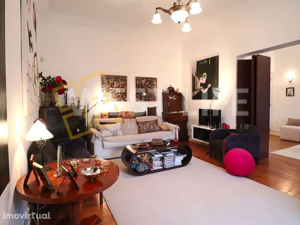 Apartamento T5 em zona nobre com ESPAÇOS VERDES - Arquitetura histó... - Grande imagem: 5/30