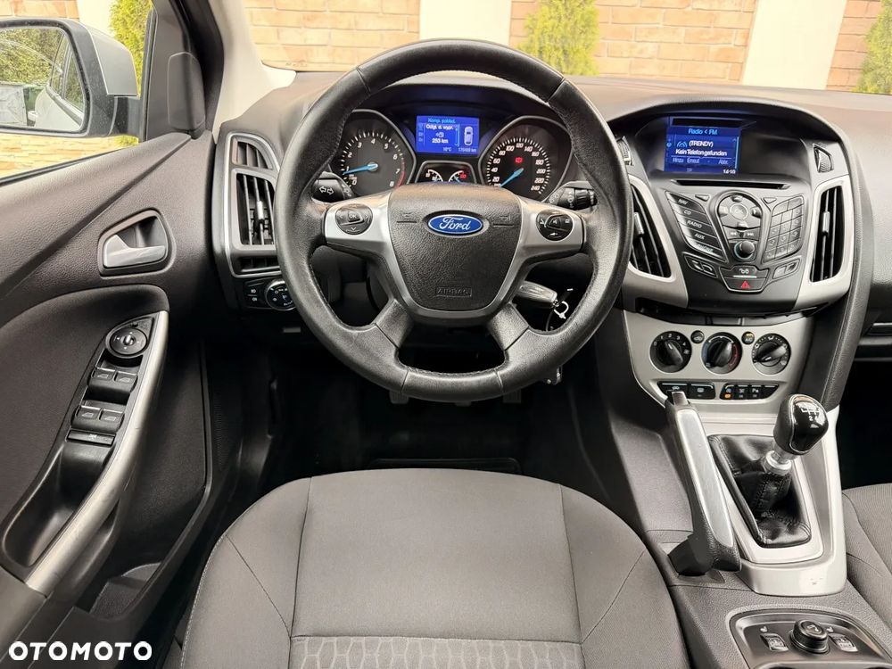 Ford Focus 1.0 EcoBoost Start-Stopp-System Business Edition - 16