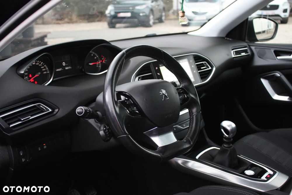 Peugeot 308 PureTech 130 Stop & Start Allure - 19