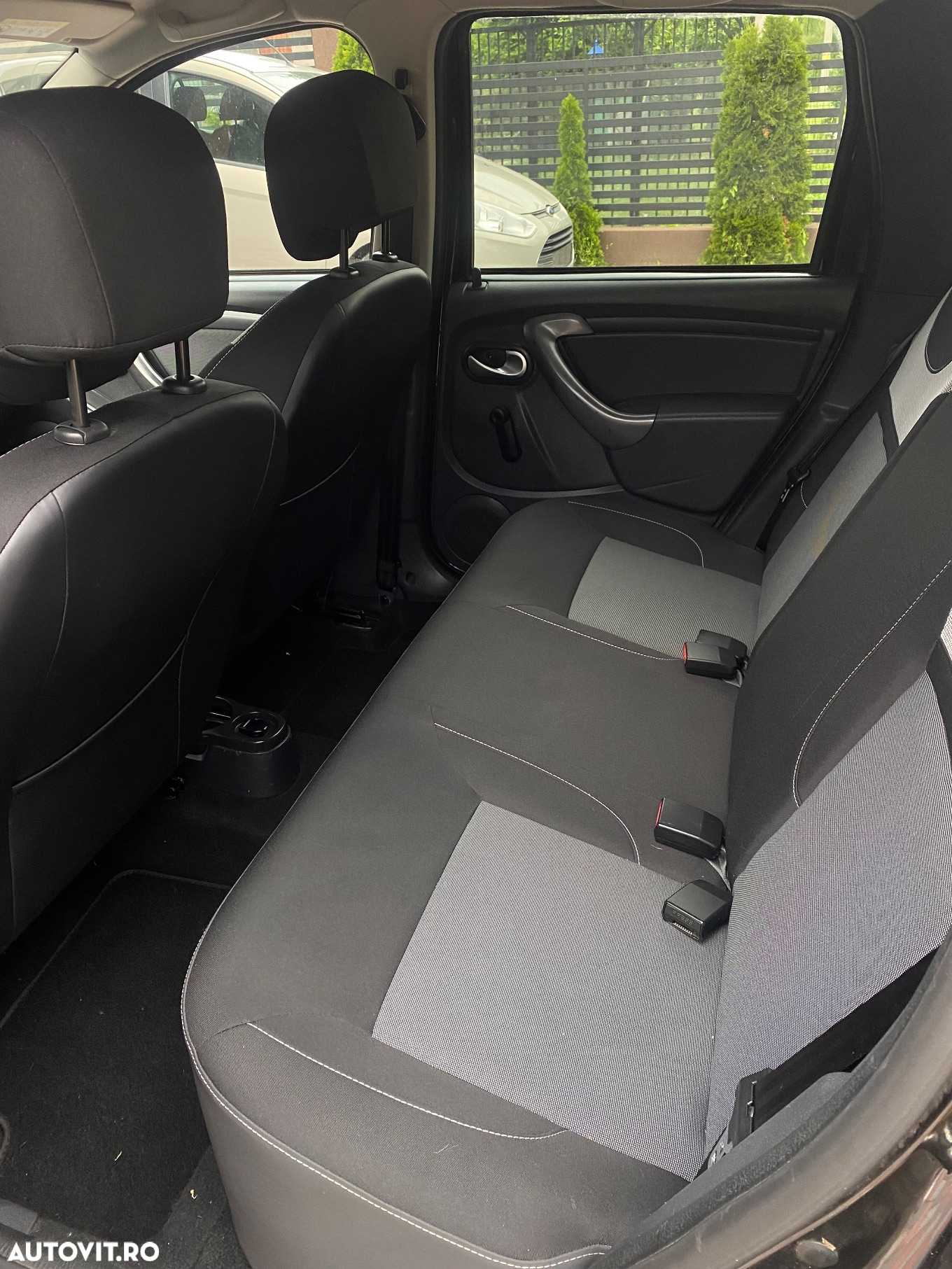 Dacia Duster 1.5 dCi 4x2 Laureate - 15