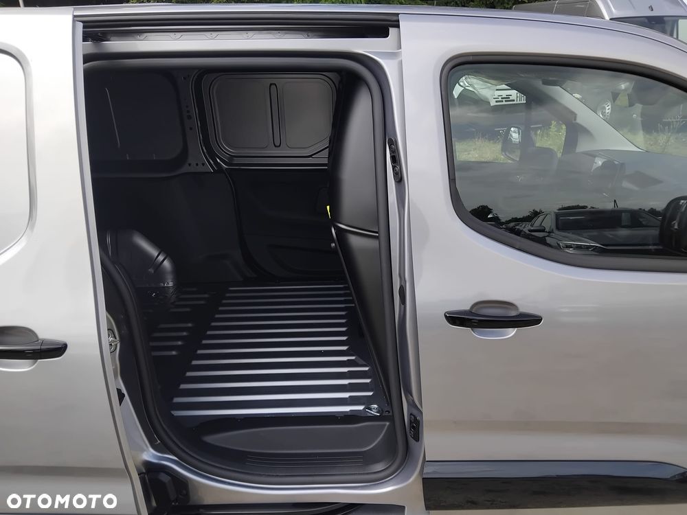 Opel Combo Cargo - 11