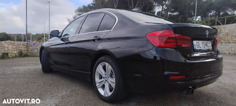 BMW Seria 3 330i Aut. Sport Line - 6