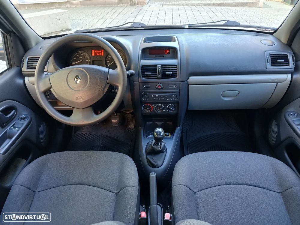 Renault Clio 1.2 16V Dynamique Luxe - 9