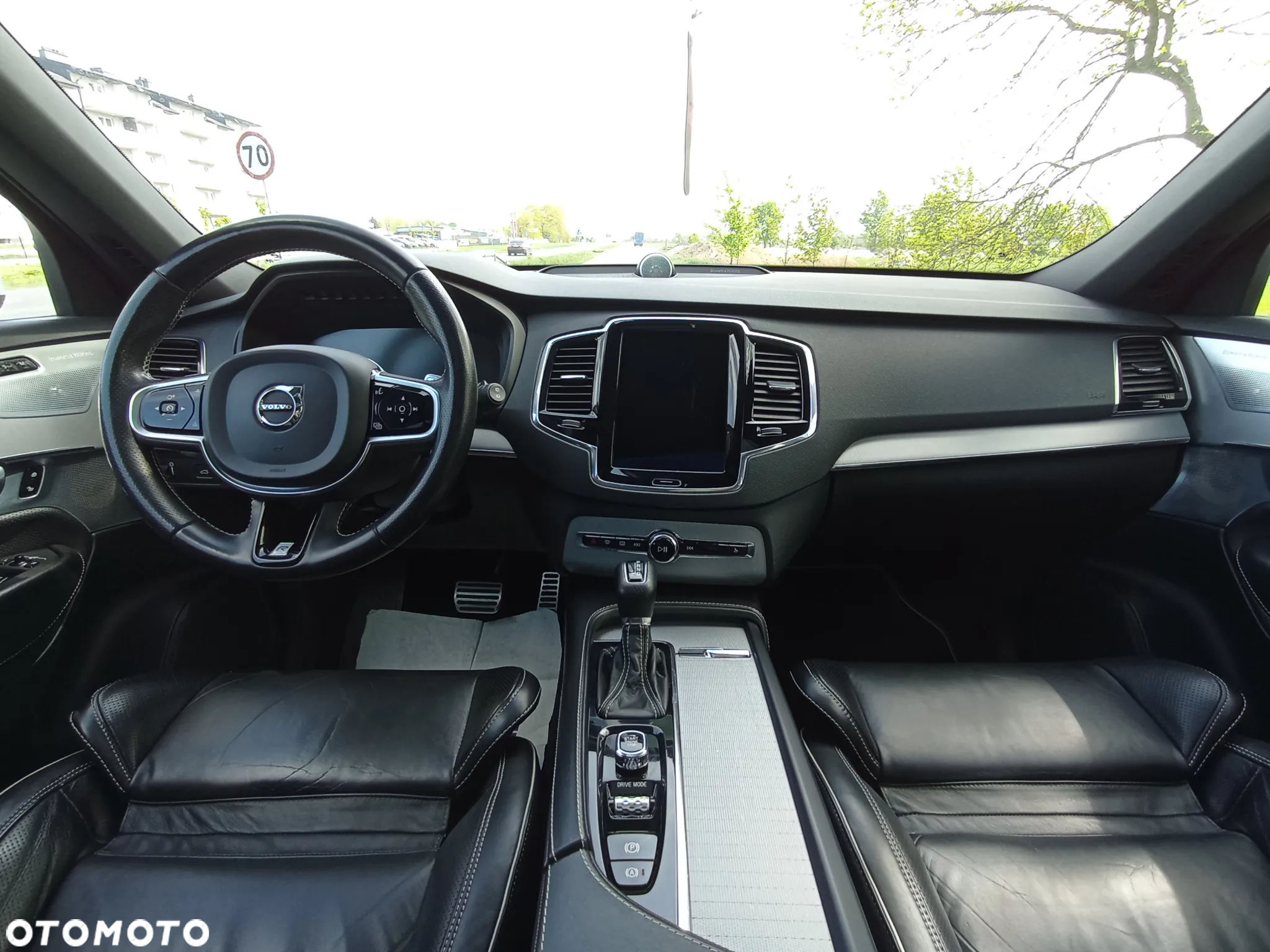 Volvo XC 90 D5 AWD Geartronic RDesign - 24