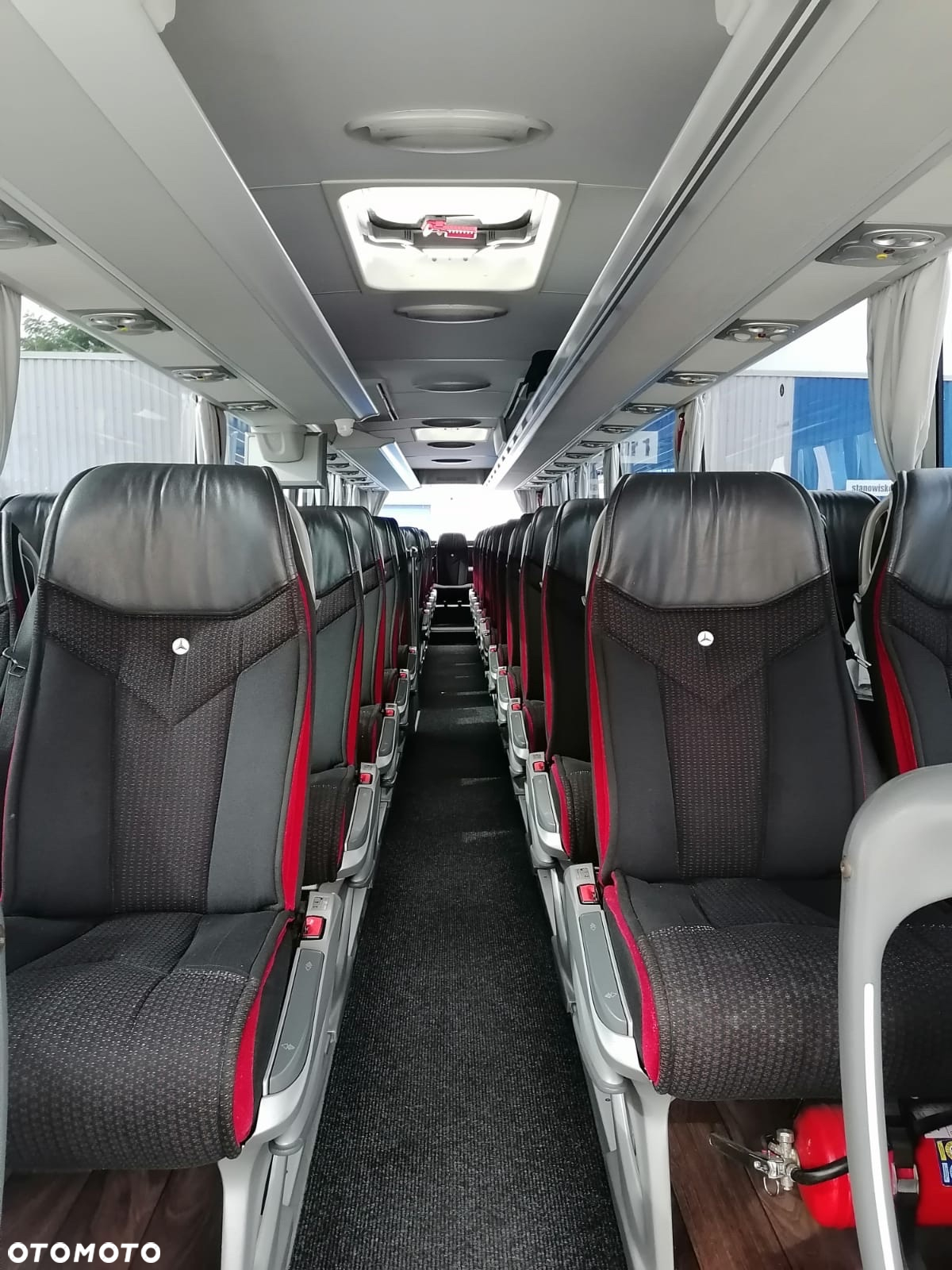 Mercedes-Benz Tourismo - 12