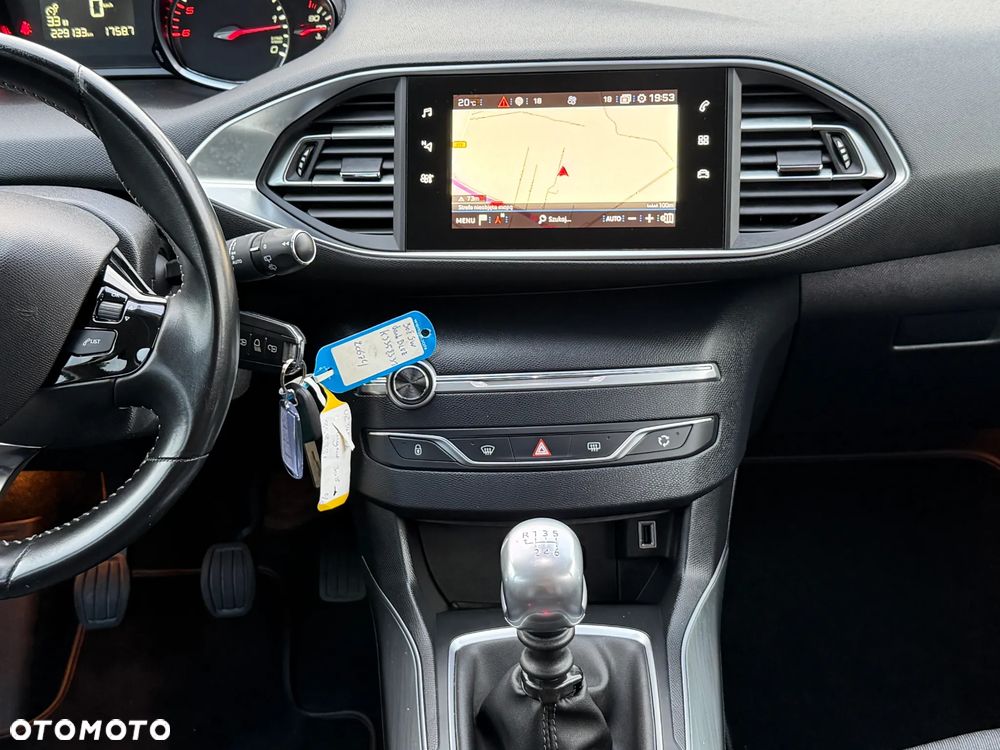 Peugeot 308 BlueHDi FAP 130 Stop & Start Allure - 15