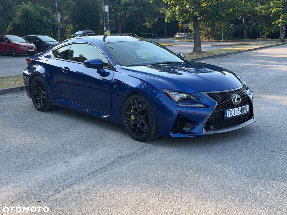 Lexus RC F Carbon - 4