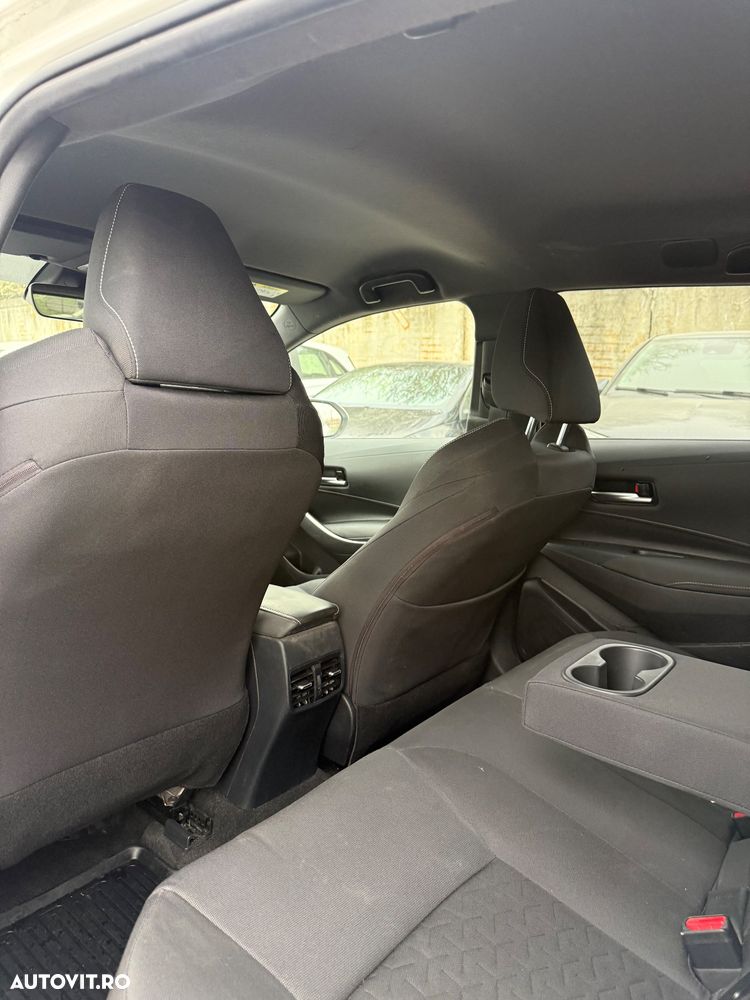 Toyota Corolla 1.8 Comfort - 8