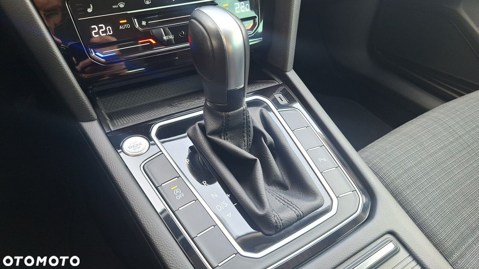 Volkswagen Passat - 35