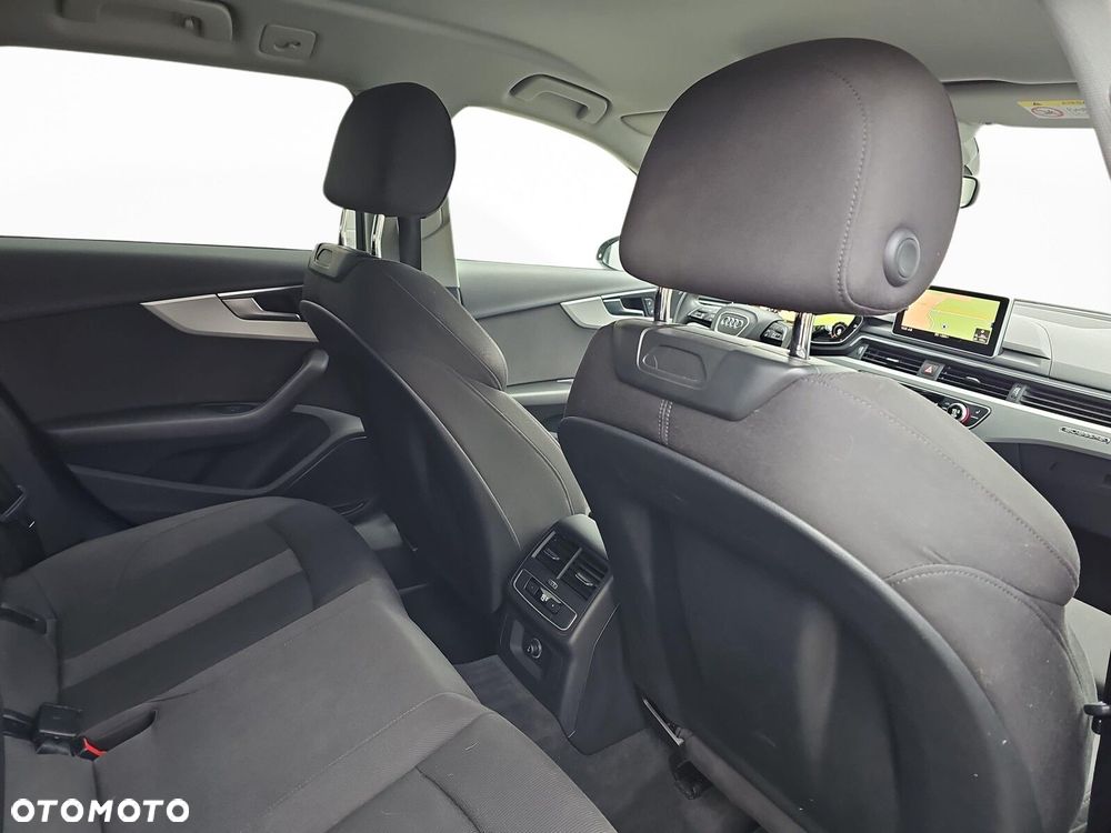 Audi A4 Allroad - 24