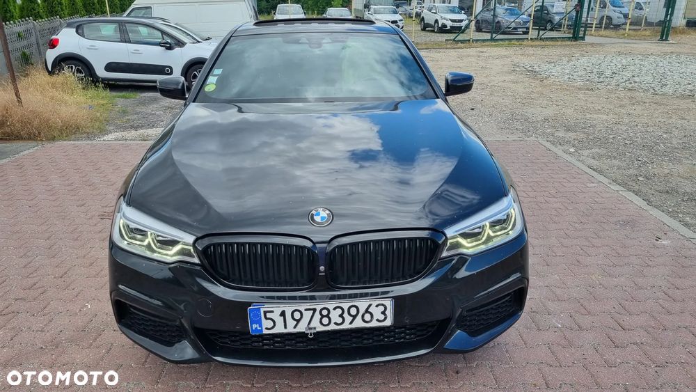 BMW Seria 5 520d xDrive M Sport Edition - 9