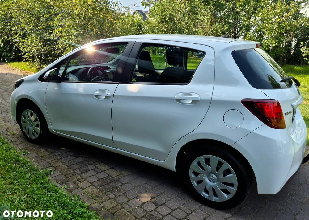 Toyota Yaris - 7