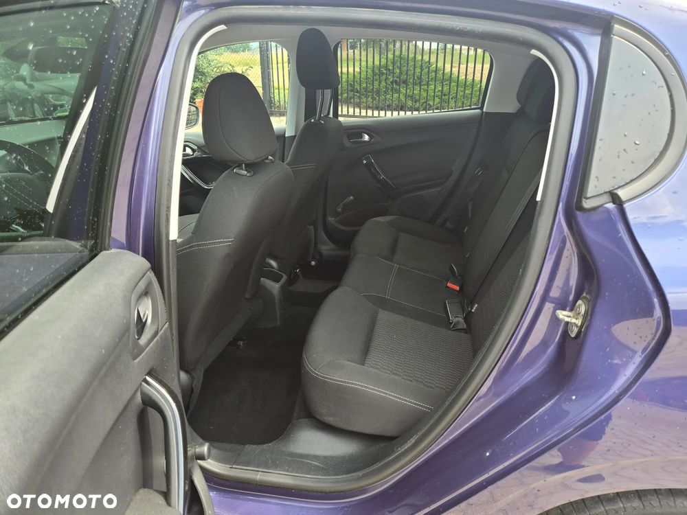 Peugeot 208 PureTech 82 Start & Stop Active - 13