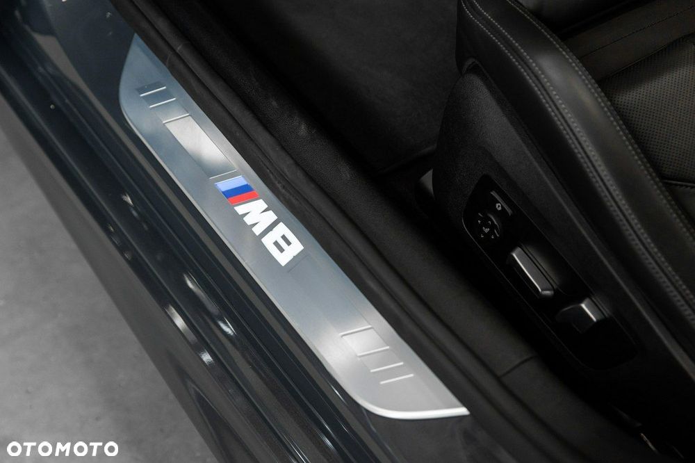 BMW M8 Standard - 30
