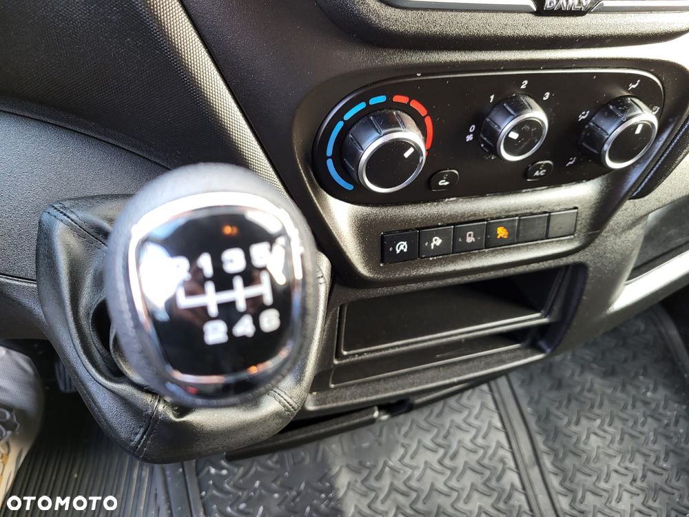 Iveco DAILY 35 S 16 MAXI-HAK 3500 KG-KLIMA-6 SZTUK - ŁADNY - 22