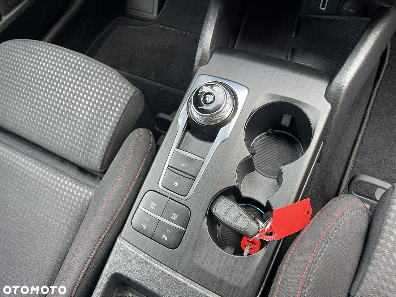 Ford Focus - 30