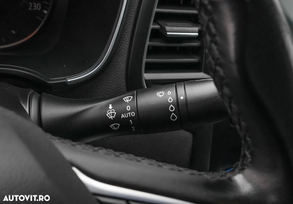 Renault Megane TCE 140 Equilibre - 20