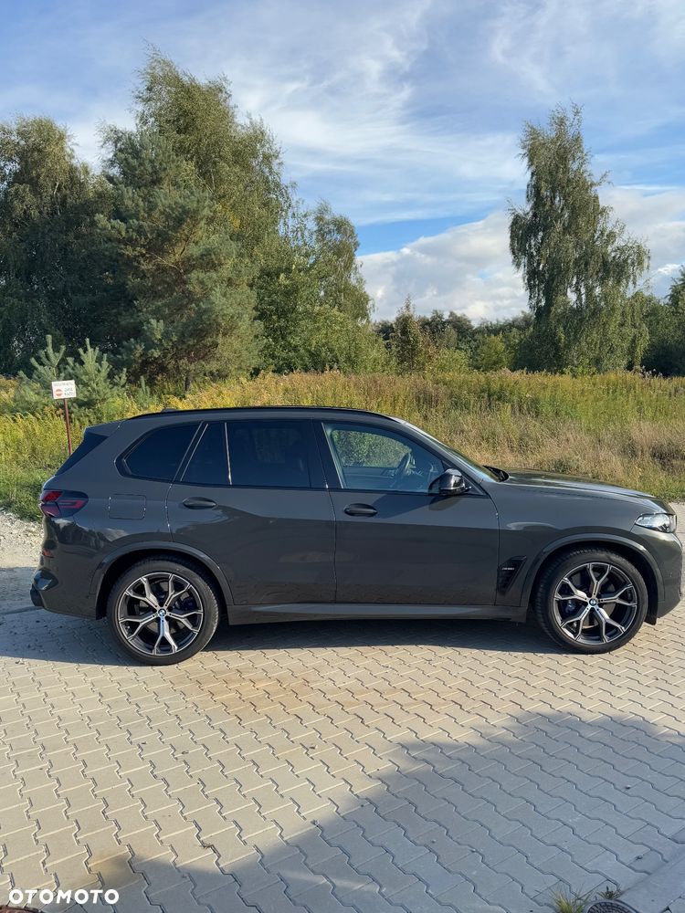 BMW X5 M50i - 4