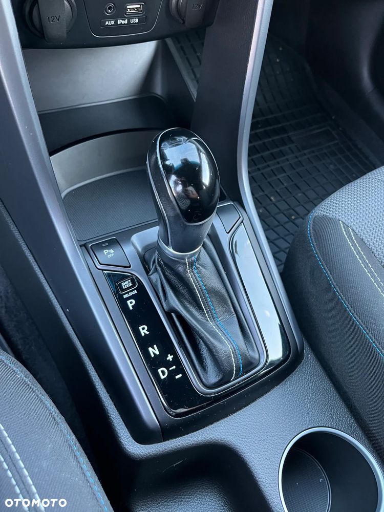 Hyundai i30 blue Kombi 1.6 GDi DCT Passion - 24