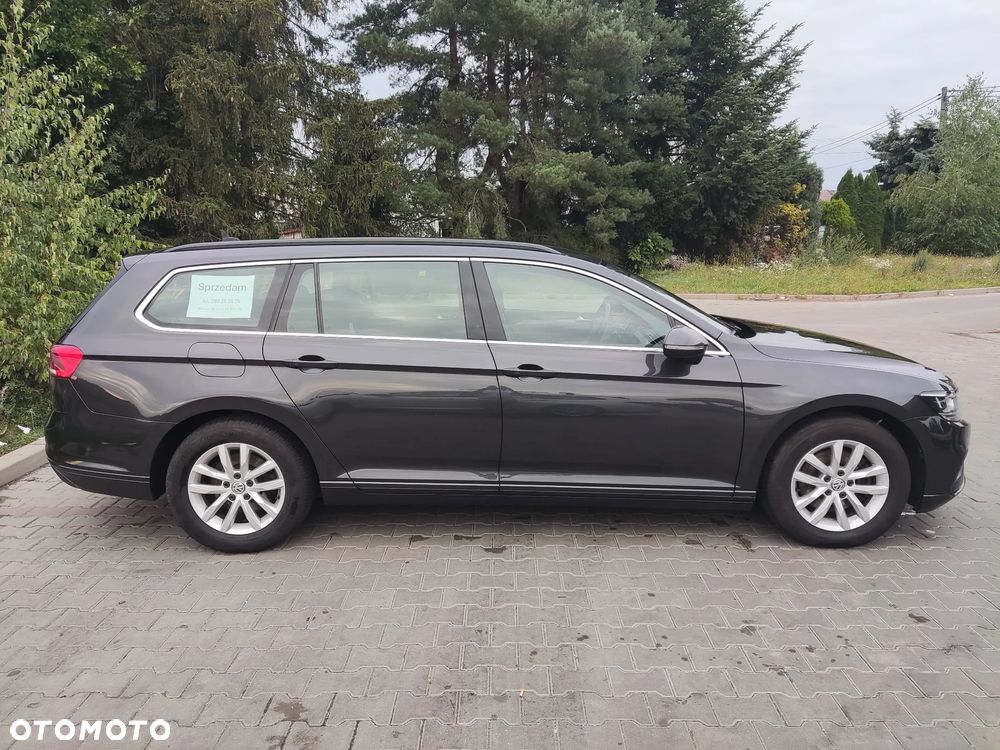 Volkswagen Passat 2.0 TDI EVO Business DSG - 6