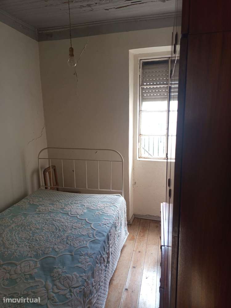 Moradia V4 em Covas (Tábua) Ideal para renovação - Grande imagem: 3/17