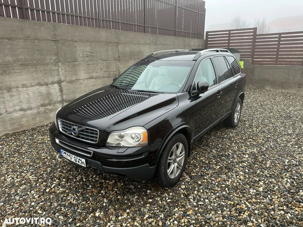 Volvo XC 90 D5 AWD Geartronic Momentum - 2