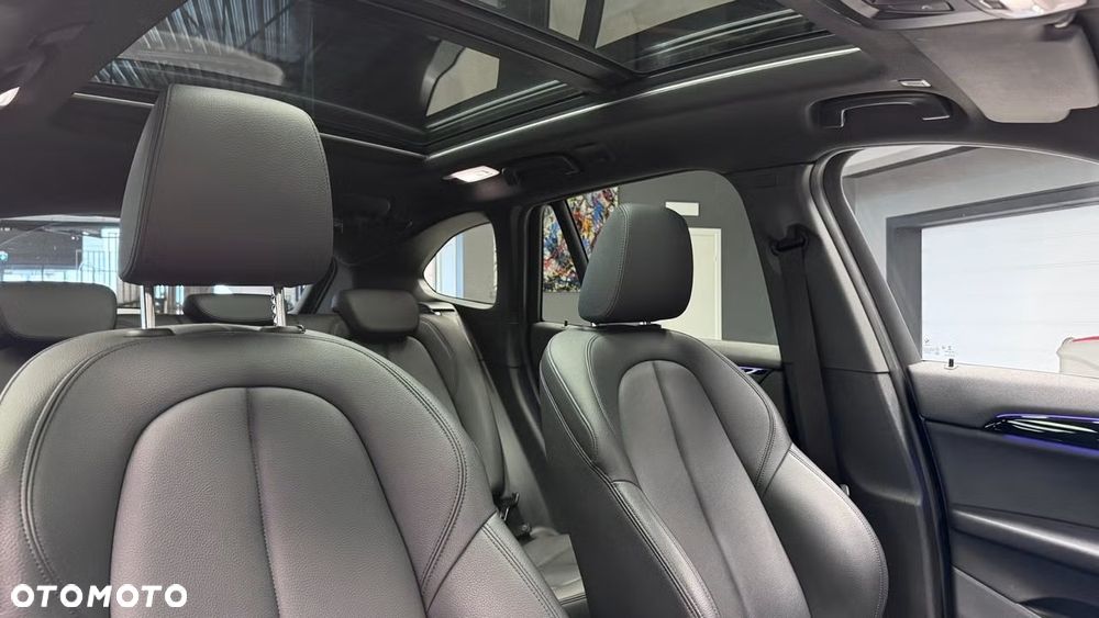 BMW X1 - 11