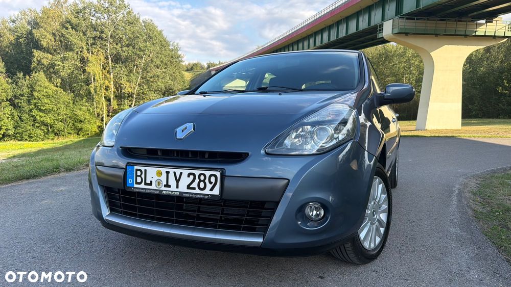 Renault Clio 1.2 16V 75 Yahoo - 1