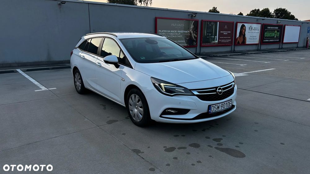 Opel Astra IV 1.6 CDTI Cosmo - 5