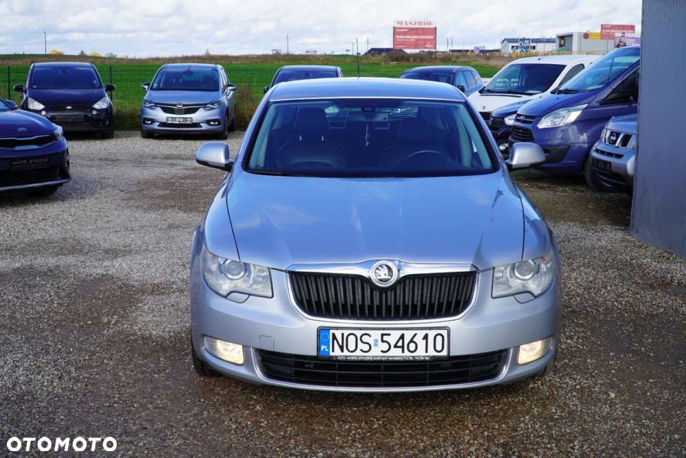 Skoda Superb 2.0 TDI DSG Exclusive - 21