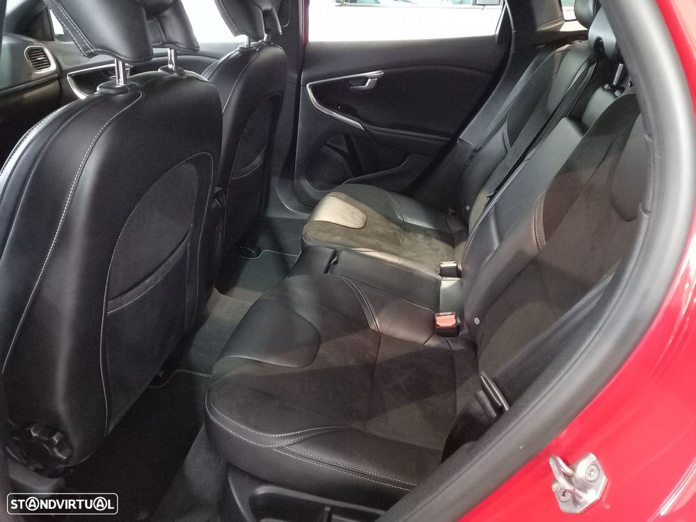 Volvo V40 2.0 D2 R-Design - 15
