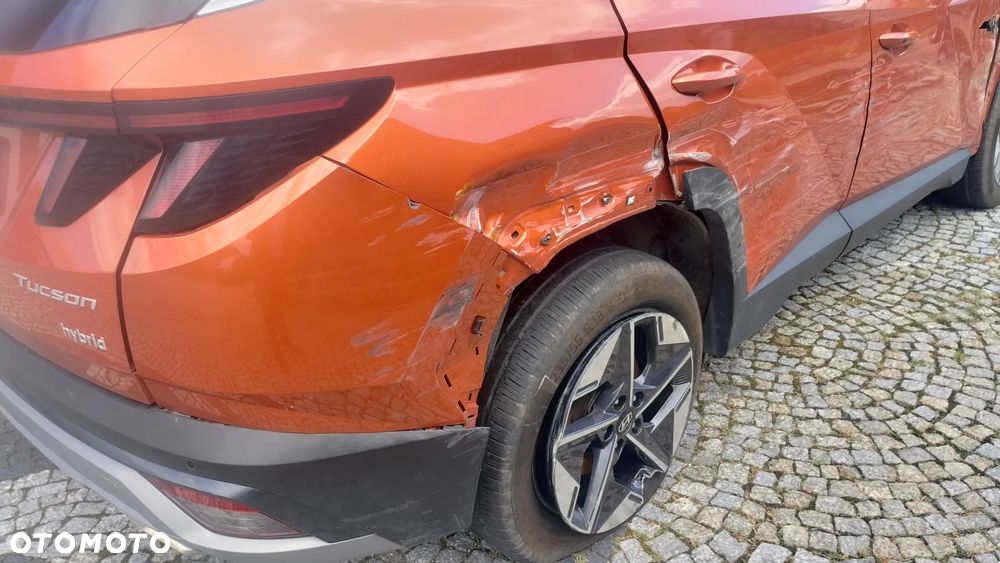 Hyundai Tucson 1.6 T-GDi 48V Platinum 4WD DCT - 3