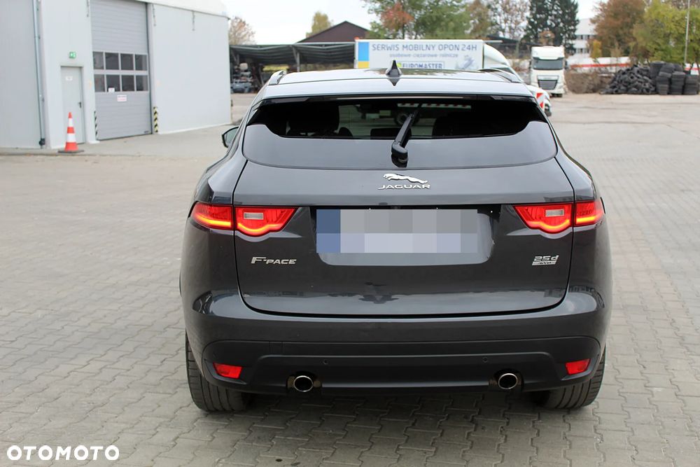Jaguar F-Pace 2.0 i4D AWD R-Sport - 5