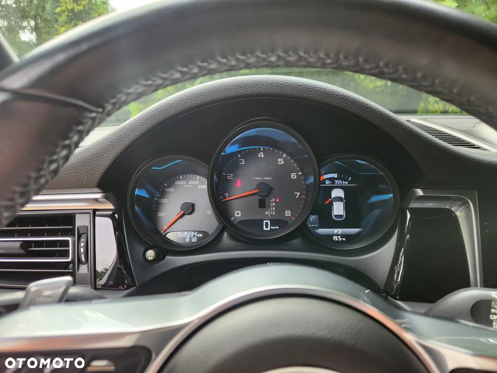 Porsche Macan - 14
