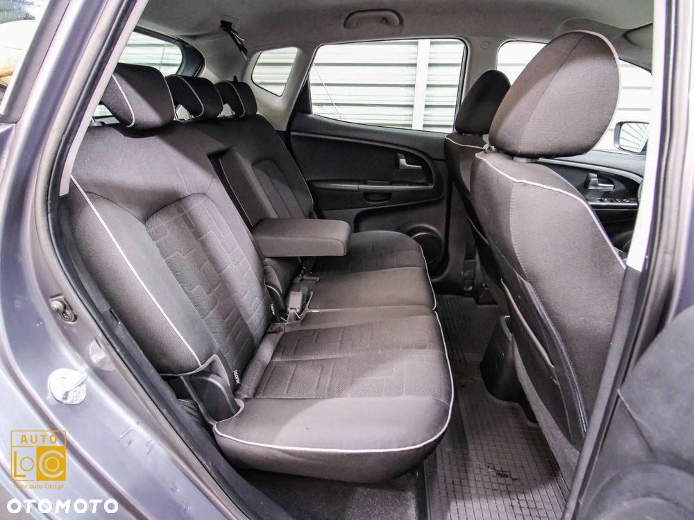Kia Venga 1.6 M - 11