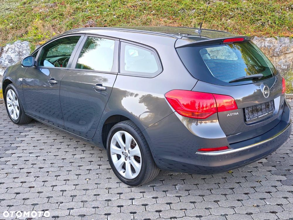 Opel Astra 1.6 Sport - 4