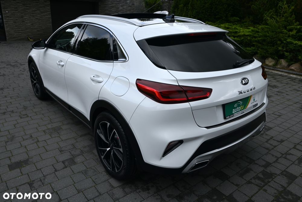 Kia XCeed 1.4 T-GDI L Business Line DCT - 4