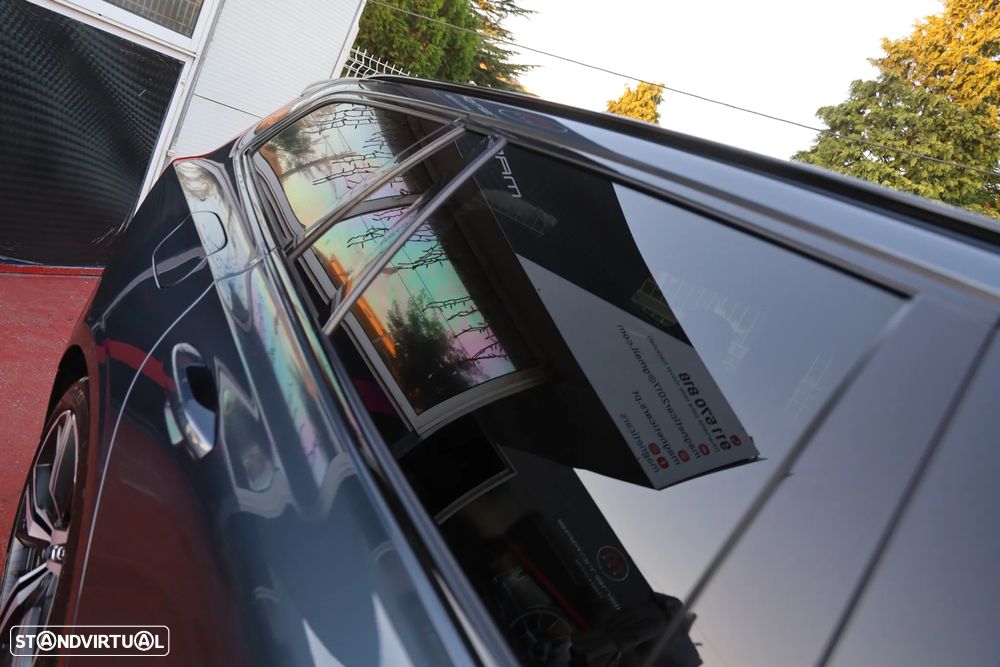 Volvo V60 2.0 T8 AWD TE R-Design - 10