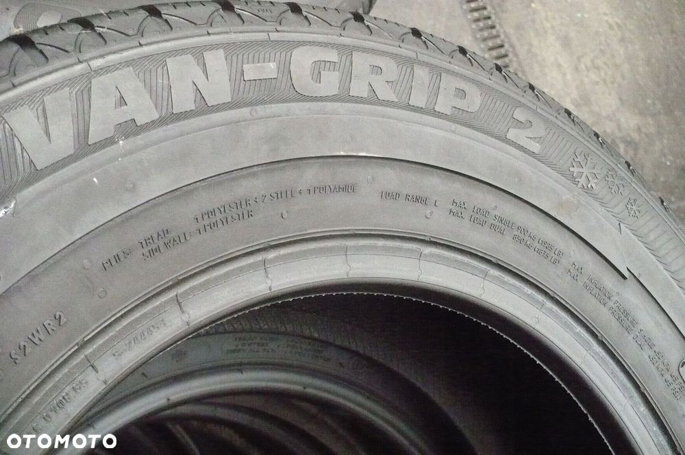 SEMPERIT Van Grip 2 215/65R15C 6,8mm 2023 - 3