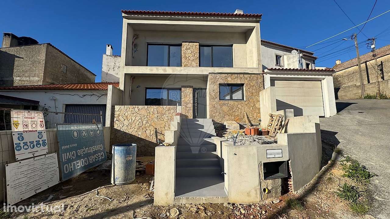 Moradia T2 para venda - Grande imagem: 2/36