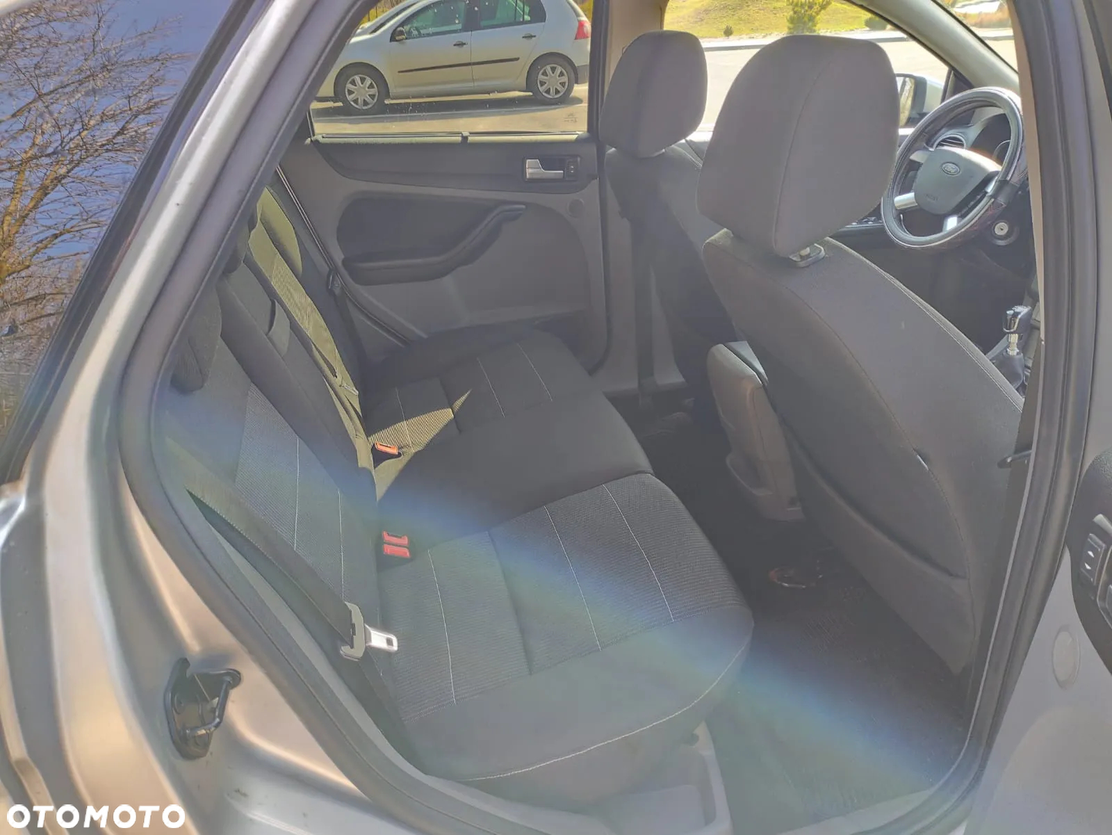 Ford Focus 2.0 TDCi Ghia - 16