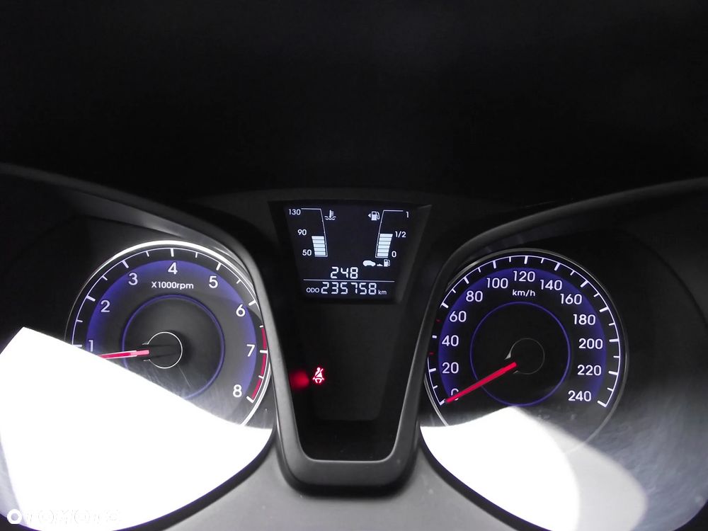Hyundai ix20 1.6 Comfort - 21