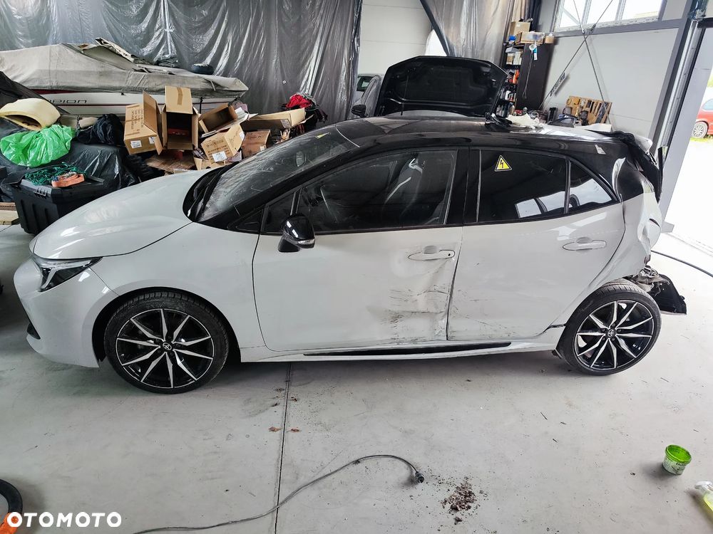 Toyota Corolla 2.0 Hybrid GR Sport - 5