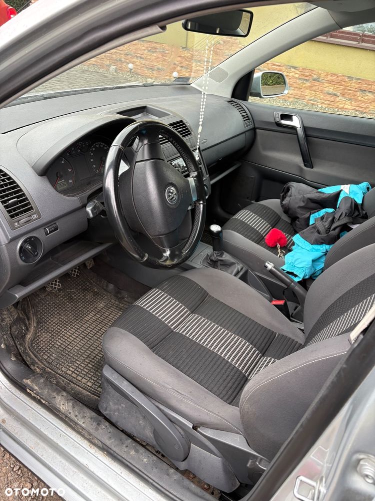 Volkswagen Polo - 9