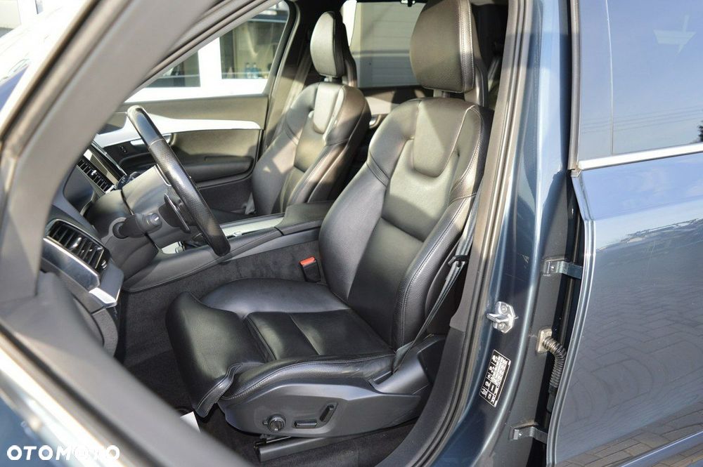 Volvo XC 90 D5 AWD Momentum - 18