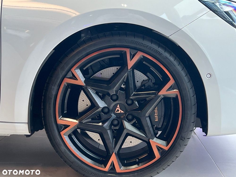 Cupra Leon Sportstourer 2.0 TSI 4Drive VZ DSG - 32