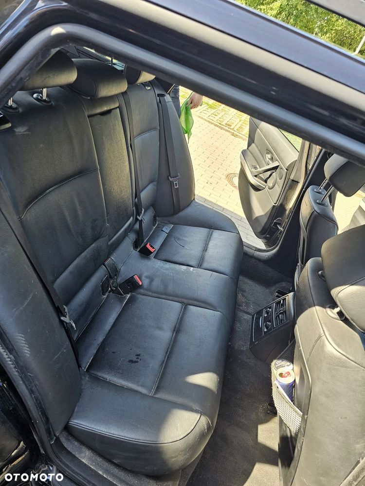 BMW Seria 3 318d - 10