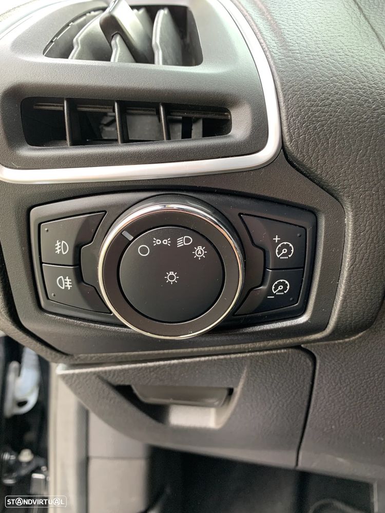 Ford Focus SW - 31